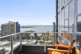 Photo #2: 240006400 Listing