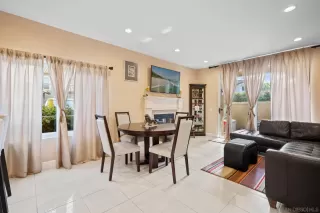 Photo #2: 240006403 Listing