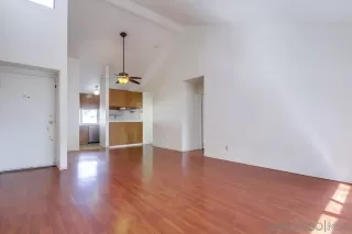 Photo #2: 240006437 Listing 