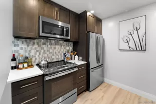 Photo #6: 240006484 Listing