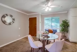 Photo #6: 240006492 Listing