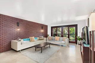 Photo #1: 240006574 Listing