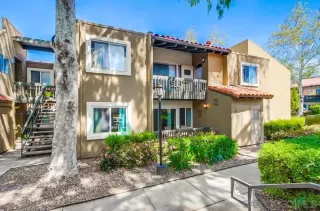 Photo #2: 240006580 Listing