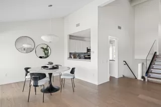 Photo #4: 240006619 Listing 