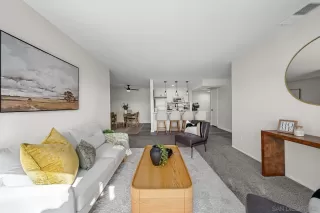 Photo #2: 240006630 Listing