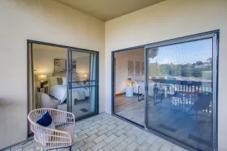 Photo #5: 240006631 Listing 