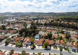 Photo #2: 240006643 Listing