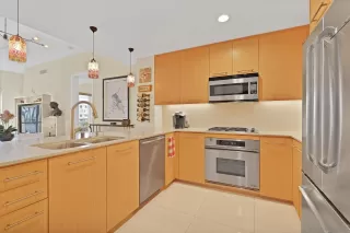 Photo #2: 240006692 Listing