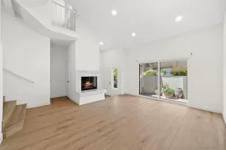 Photo #2: 240006719 Listing 