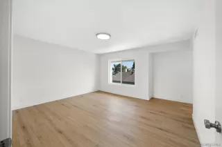 Photo #5: 240006719 Listing 