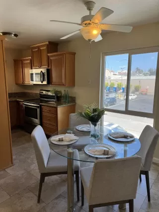 Photo #5: 240006745 Listing