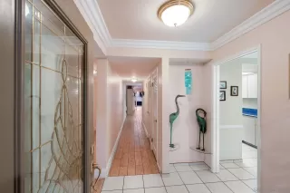 Photo #3: 240006832 Listing