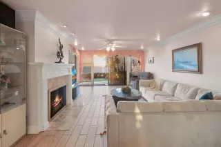 Photo #4: 240006832 Listing