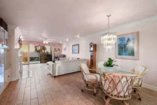 Photo #5: 240006832 Listing