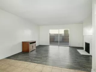 Photo #1: 240006880 Listing 