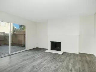Photo #3: 240006880 Listing 