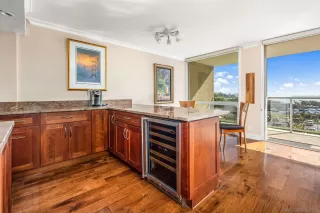 Photo #5: 240006915 Listing