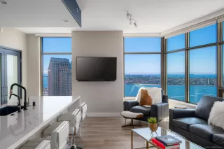 Photo #5: 240006918 Listing