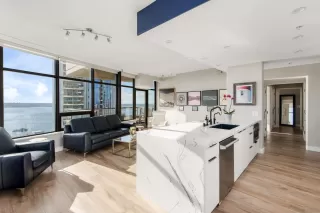 Photo #6: 240006918 Listing