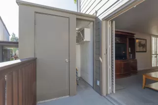 Photo #6: 240007004 Listing