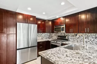 Photo #2: 240007070 Listing