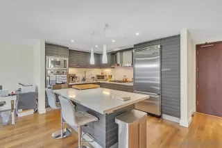 Photo #2: 240007073 Listing