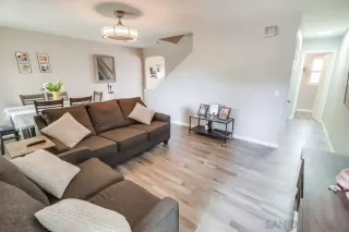 Photo #1: 240007090 Listing 