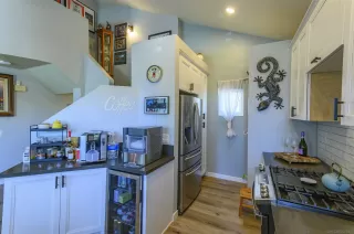 Photo #4: 240007093 Listing 