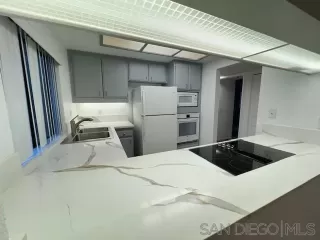 Photo #4: 240007253 Listing