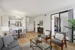 Photo #3: 240007254 Listing