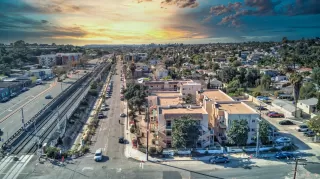 Photo #3: 240007274 Listing