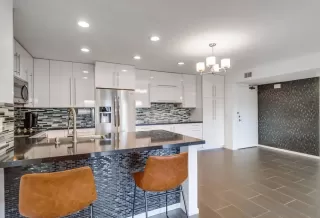 Photo #2: 240007289 Listing