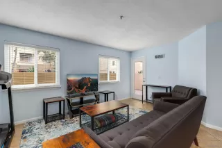 Photo #2: 240007299 Listing