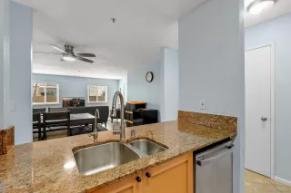 Photo #5: 240007299 Listing