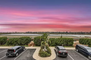 Photo #1: 240007320 Listing 