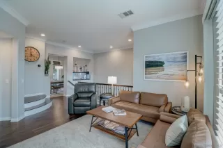 Photo #6: 240007340 Listing