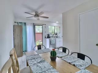 Photo #2: 240007408 Listing