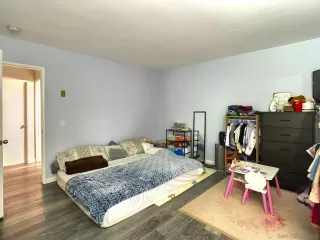 Photo #5: 240007408 Listing