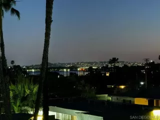 Photo #5: 240007420 Listing