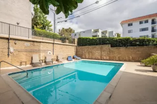 Photo #4: 240007473 Listing