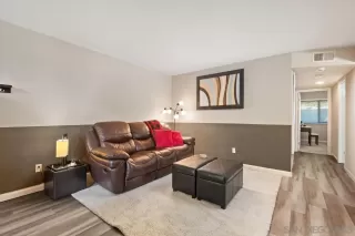 Photo #5: 240007510 Listing