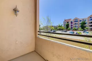 Photo #5: 240007512 Listing