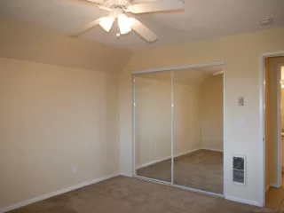 Photo #6: 240007541 Listing