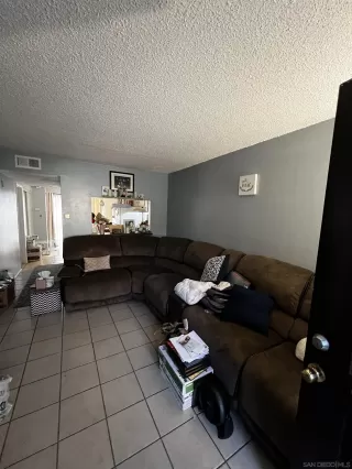 Photo #3: 240007545 Listing