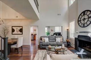 Photo #2: 240007553 Listing 