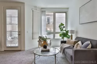 Photo #6: 240007566 Listing 