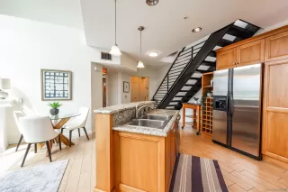 Photo #6: 240007575 Listing