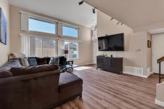 Photo #6: 240007581 Listing