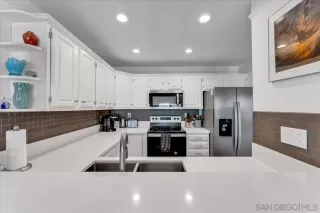 Photo #4: 240007652 Listing