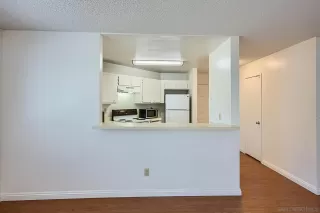 Photo #6: 240007656 Listing